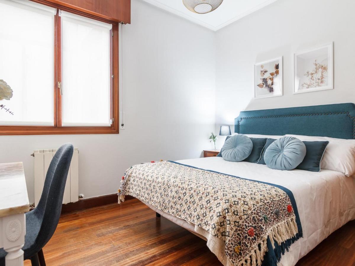Apartamento Amplio y Recién Reformado en Indautxu Bilbao Exterior foto