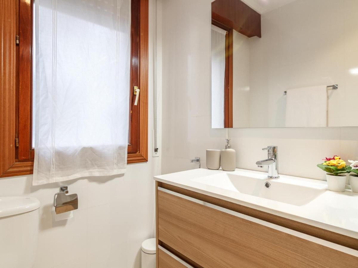 Apartamento Amplio y Recién Reformado en Indautxu Bilbao Exterior foto