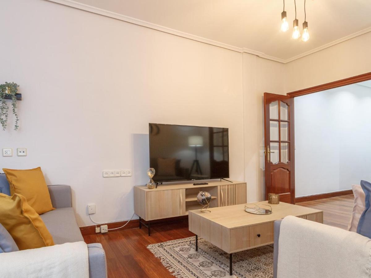 Apartamento Amplio y Recién Reformado en Indautxu Bilbao Exterior foto